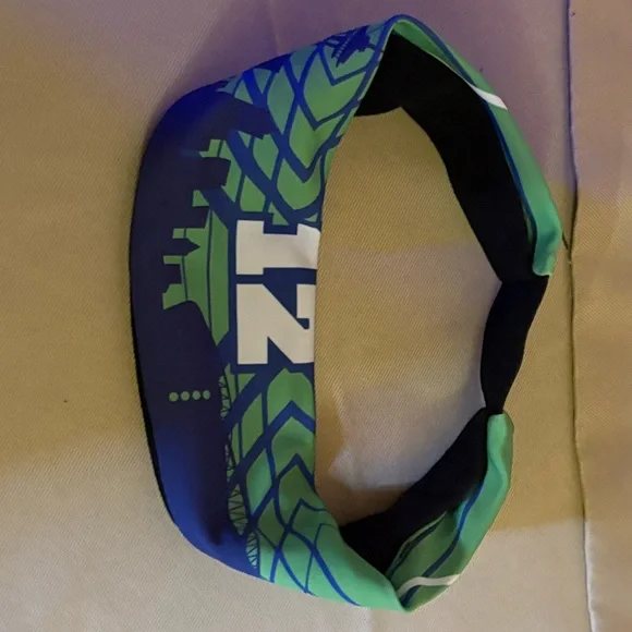 Blue and Green Hairband - Picture 1 of 1
